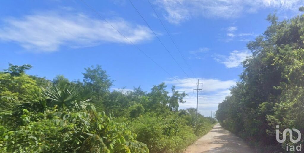 TERRENO EN VENTA CERCA DE PLAYA DEL CARMEN