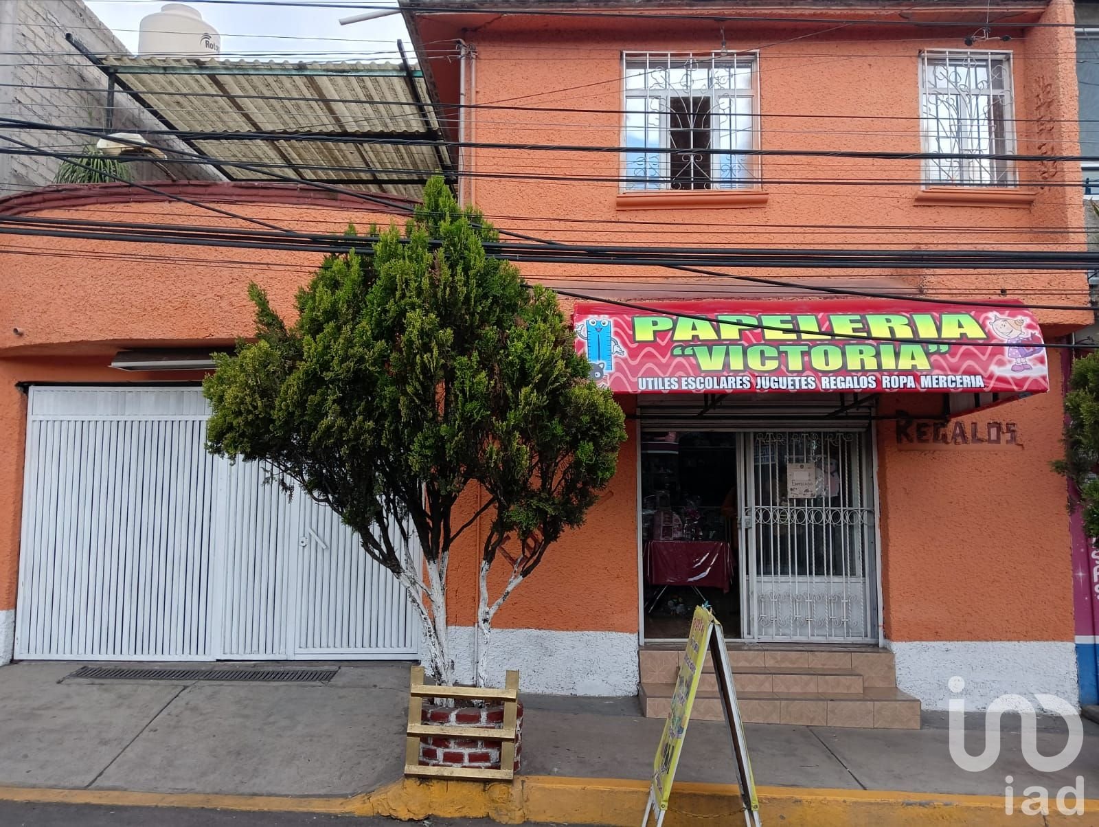 Casa Habitación con local comercial, en la Colonia, Jaime Torres Bodet, Alcaldía Tláhuac.