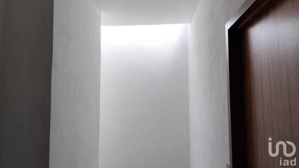 Casa en Venta cerca de Av Pablo Silva, zona residencial.