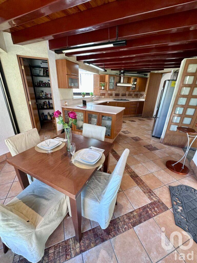 Hermosa Residencia en Morillotla