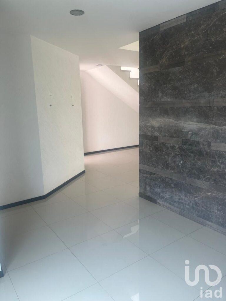 VENTA CASA EN LOMAS DE ANGELOPOLIS II