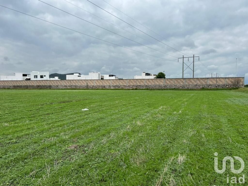 Venta Terreno o Macro en San Juan del Río, Canal de Santa Clara aún costado de SANTUARIA