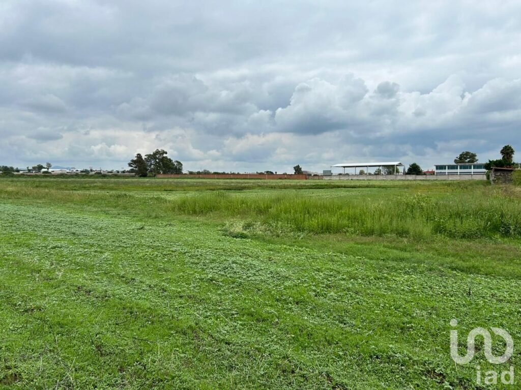 Venta Terreno o Macro en San Juan del Río, Canal de Santa Clara aún costado de SANTUARIA