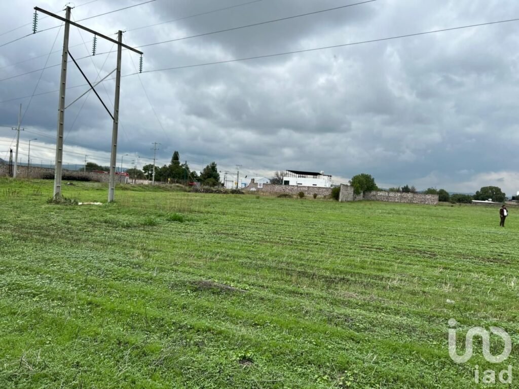 Venta Terreno o Macro en San Juan del Río, Canal de Santa Clara aún costado de SANTUARIA