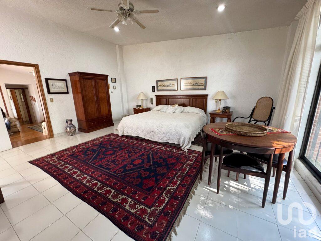 Casa en Venta en Zona Dorada de Cuernavaca, Morelos.