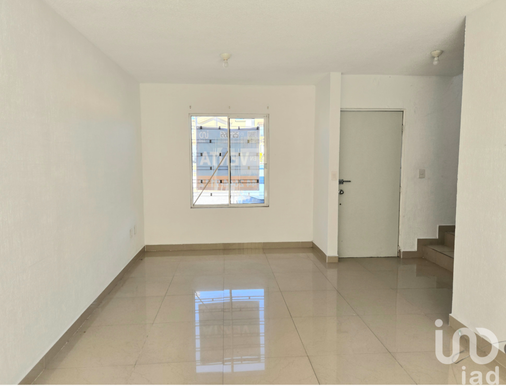 Casa en Venta precio de oportunidad en Ciudad del Sol, Querétaro