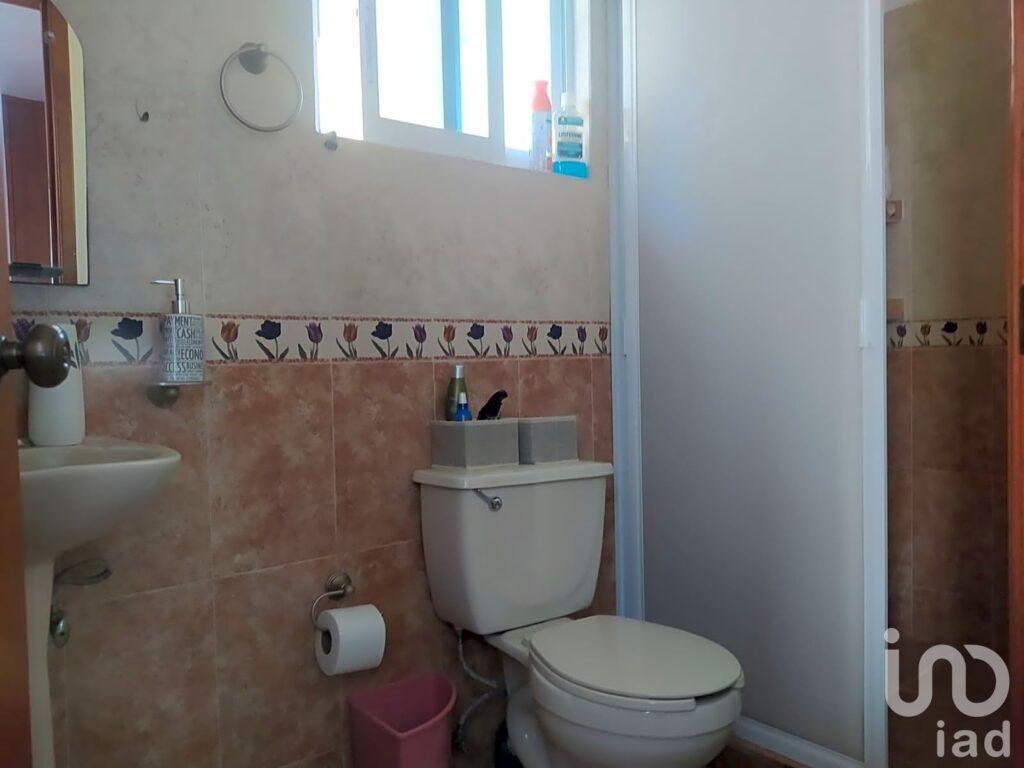 Casa sola con alberca en privada | Prados de Cuernavaca