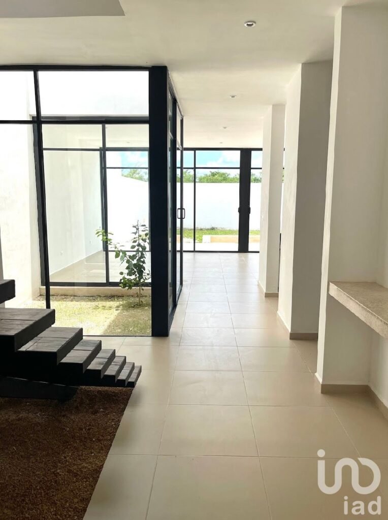 CASA NUEVA EN VENTA EN PRIVADA CONKAL YUCATÁN