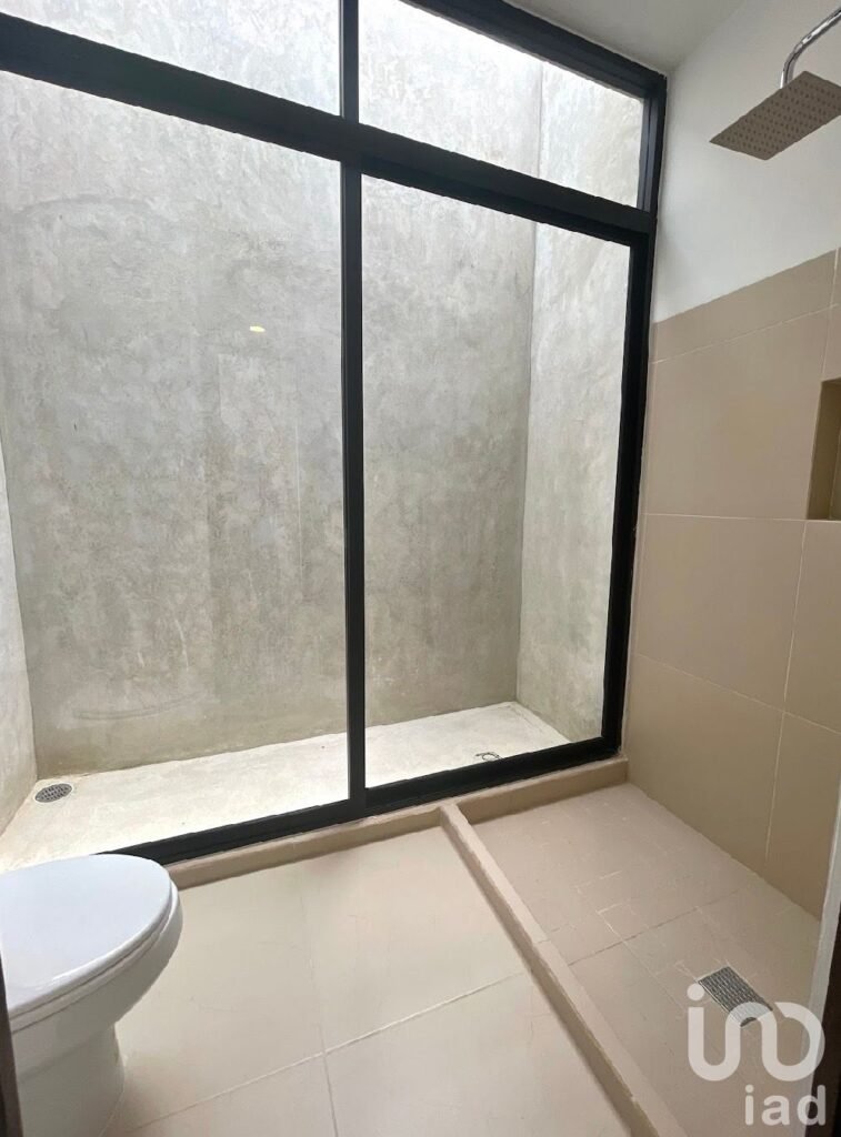 CASA NUEVA EN VENTA EN PRIVADA CONKAL YUCATÁN
