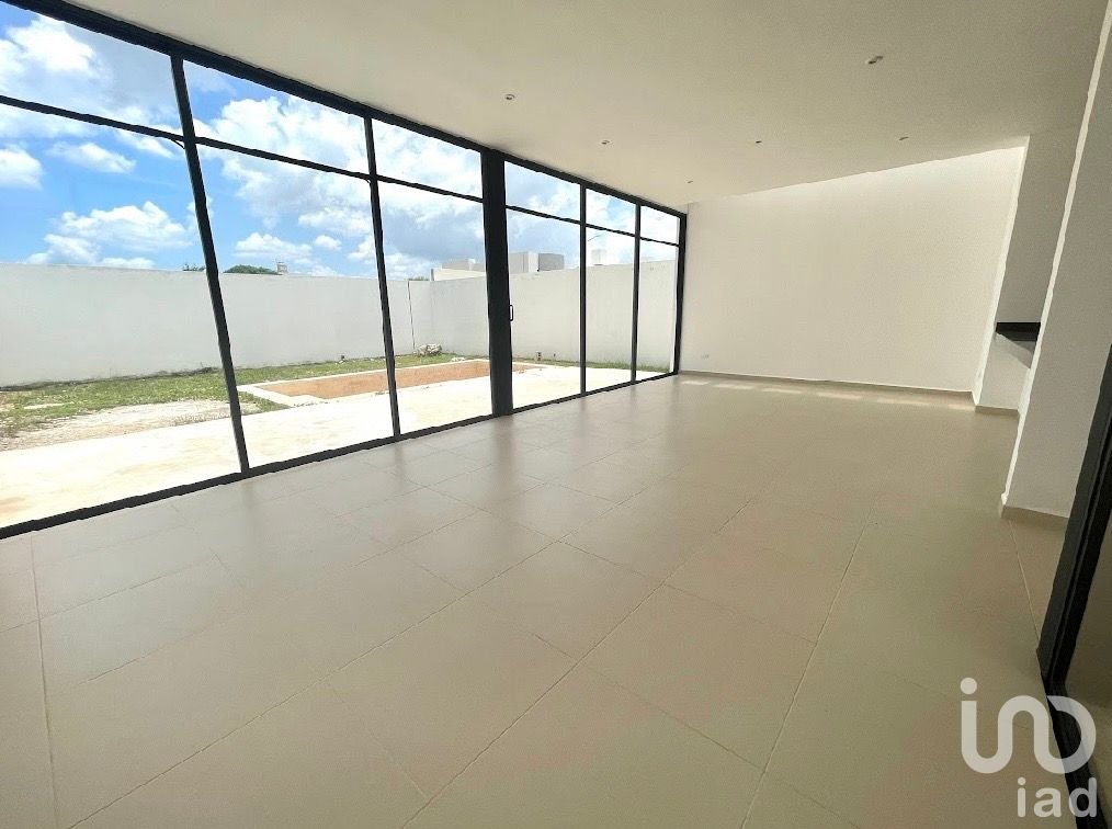 CASA NUEVA EN VENTA EN PRIVADA CONKAL YUCATÁN