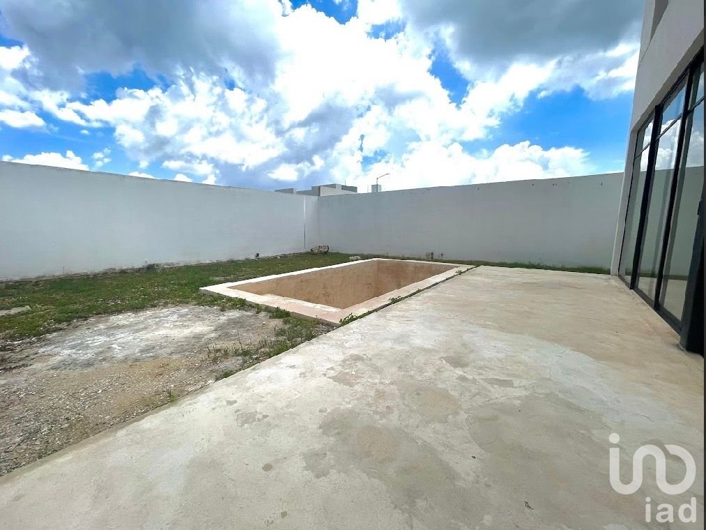 CASA NUEVA EN VENTA EN PRIVADA CONKAL YUCATÁN