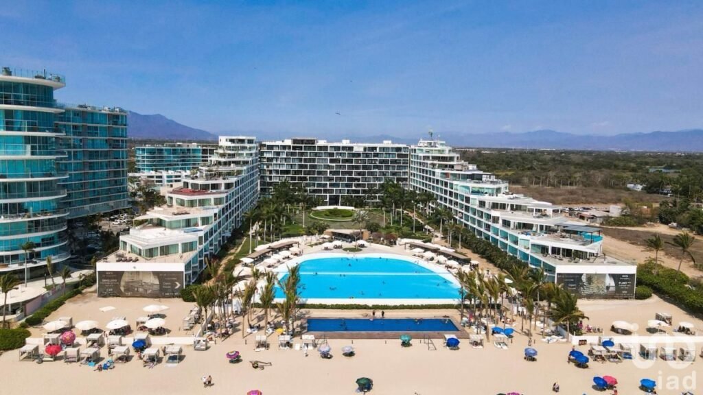 Departamento en Venta Nuevo Vallarta a  pie de playa