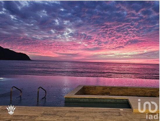 DEPARTAMENTOS EN VENTA  A PIE DE PLAYA EN ZONA DORADA MAZATLAN