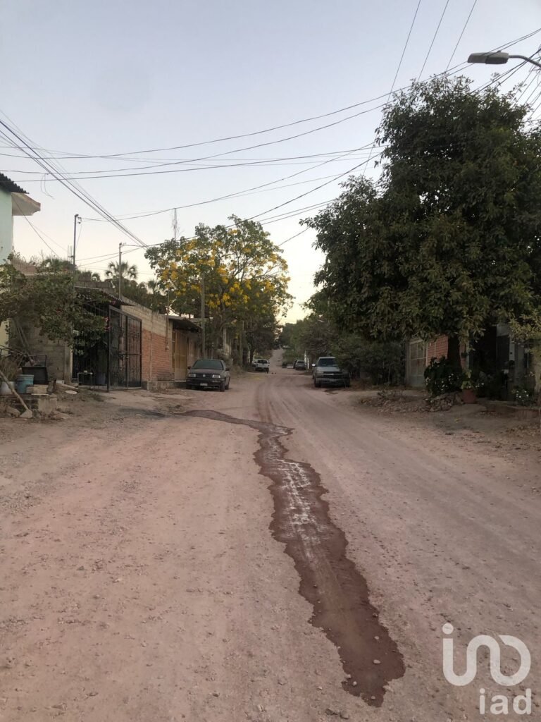 Terreno en Venta en Puerto Vallarta  Colonia Loma Bonita