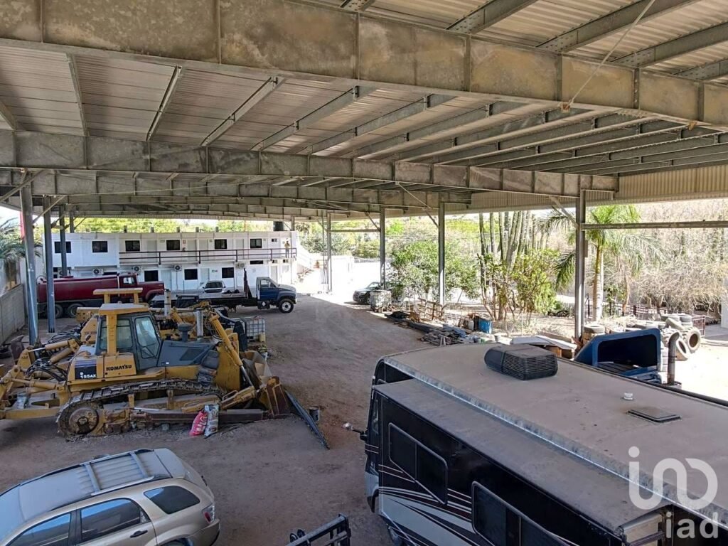 BODEGA INDUSTRIAL CON OFICINAS EN VENTA EN LA RINCONADA EL CARDONAL LA PAZ BAJA CALIFORNIA SUR