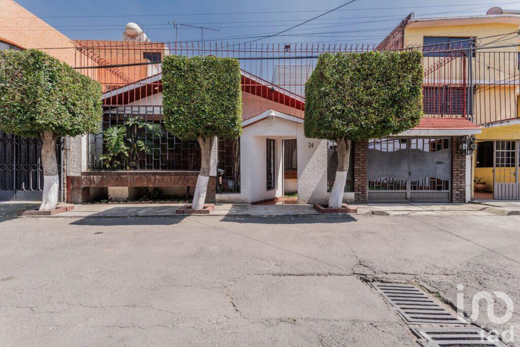 CASA EN VENTA EN CERRADA DE LAS BRUJAS COL. EX HACIENDA COAPA  ALCALDÍA  TLALPAN CDMX