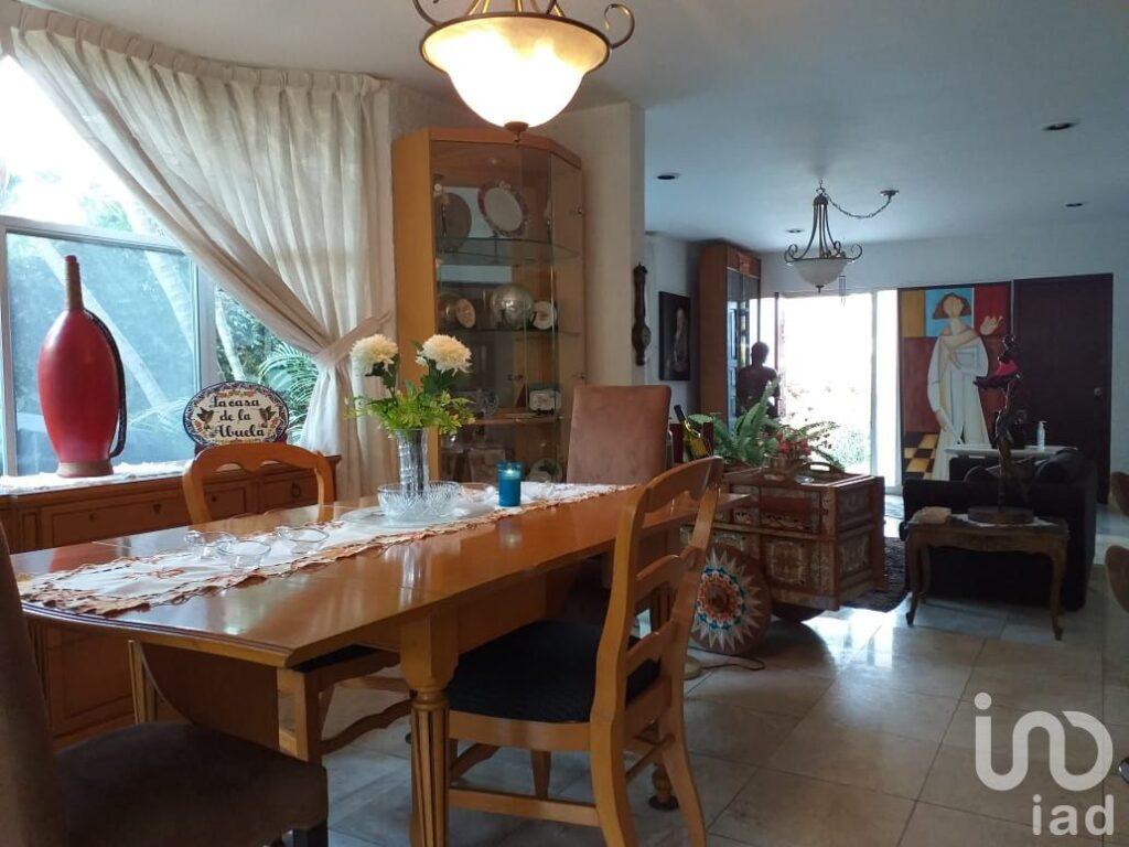CASA EN VENTA EN LOMAS DE CUERNAVACA, TEMIXCO