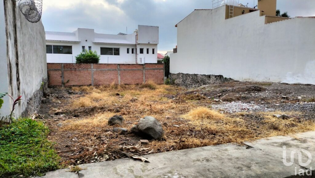 Terreno en Venta en Real Vista Hermosa 16.2m de frente