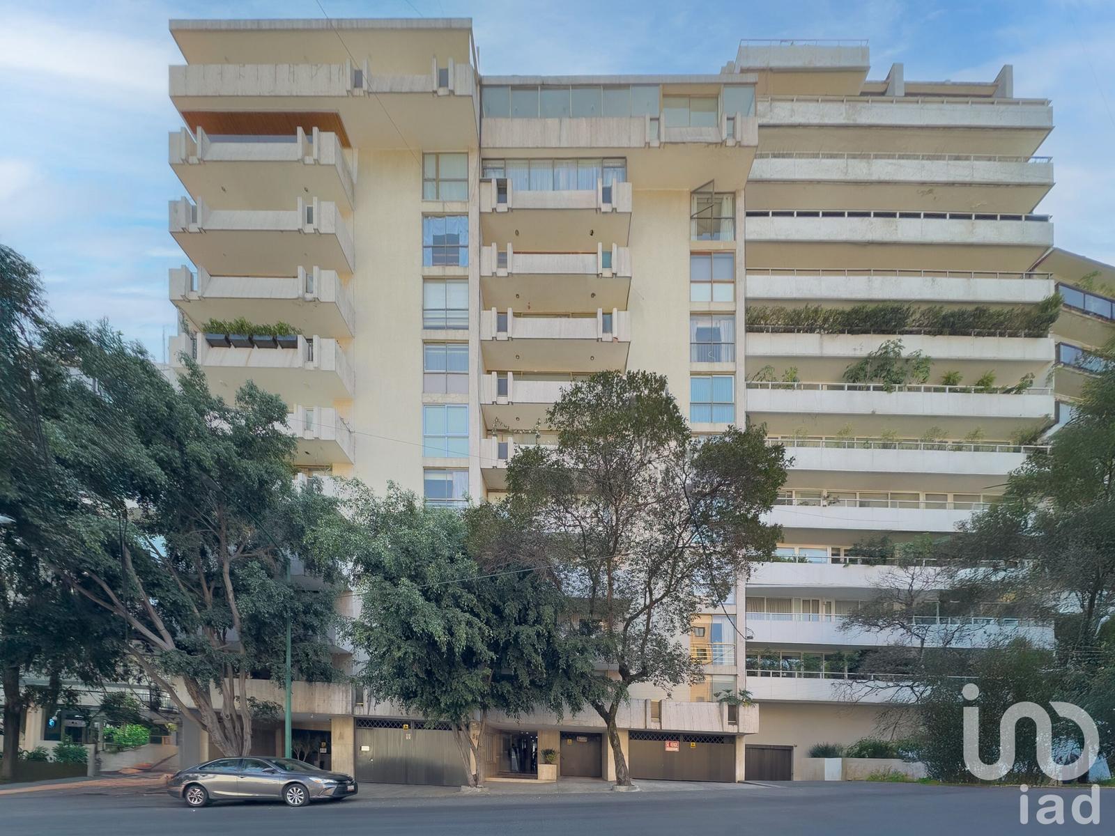 Departamento en Venta en Aguiar y Seijas 56, Lomas de Chapultepec, Miguel Hidalgo, CDMX.