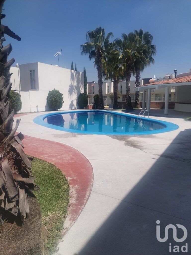 RENTO CASA AMUEBLADA CUAUTLA " LOS ALMENDROS"