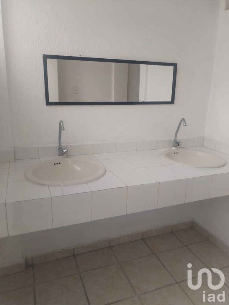 RENTO CASA AMUEBLADA CUAUTLA " LOS ALMENDROS"