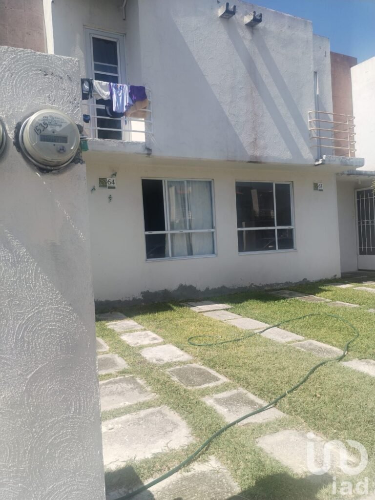 RENTO CASA AMUEBLADA CUAUTLA " LOS ALMENDROS"