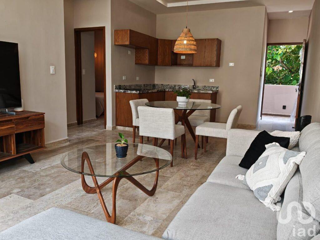 Departamento de dos recamaras y balcon, en Temozón Norte, Mérida, Yucatán.