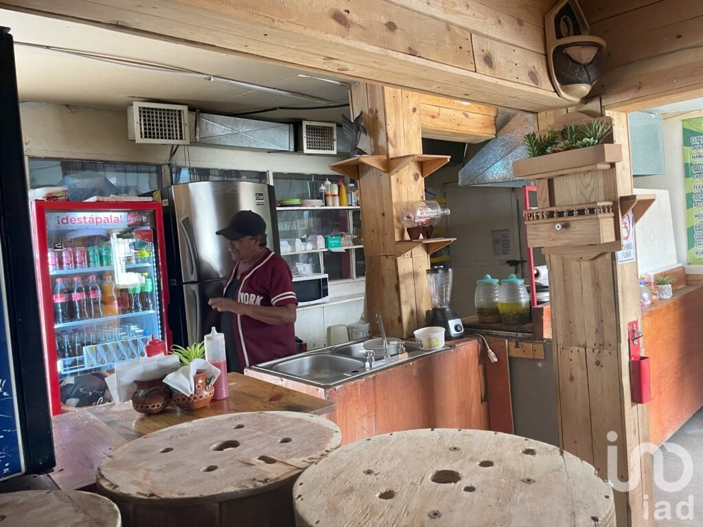 SE VENDE LOCAL Y CASA PARA NEGOCIO ZONA ANAPRA FUNCIONANDO