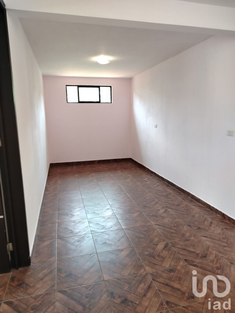 Casa en venta , 4 recámaras , Xalapa - Tlalnelhuayocan