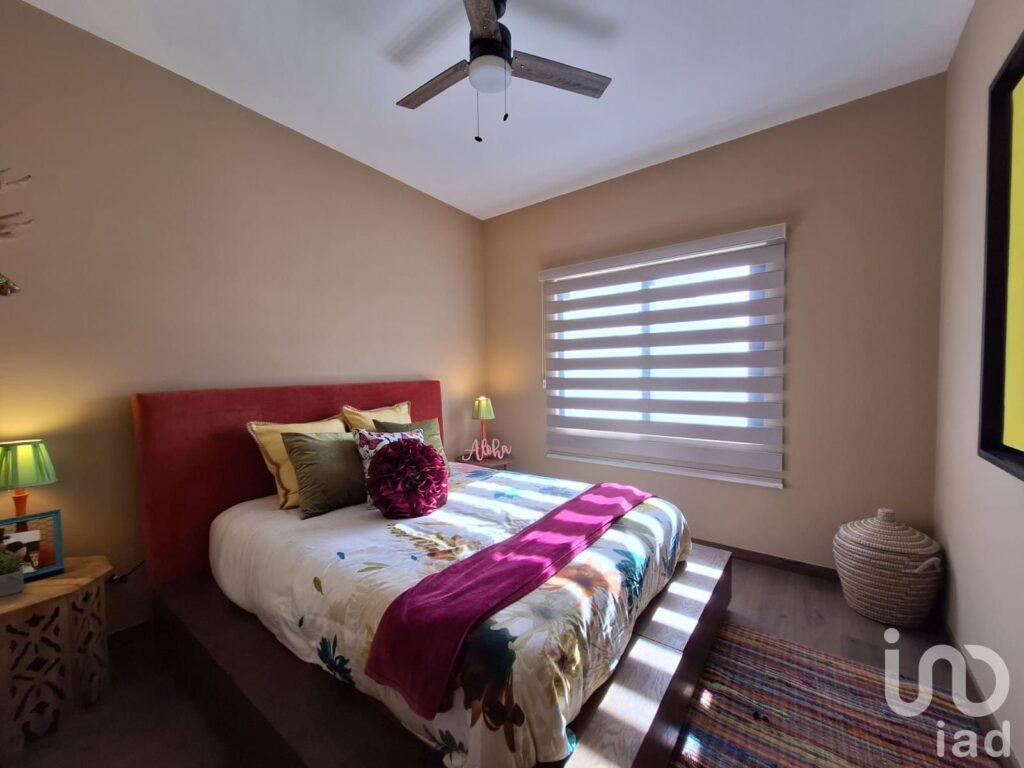 Casa en venta cerca de Puente Zaragoza