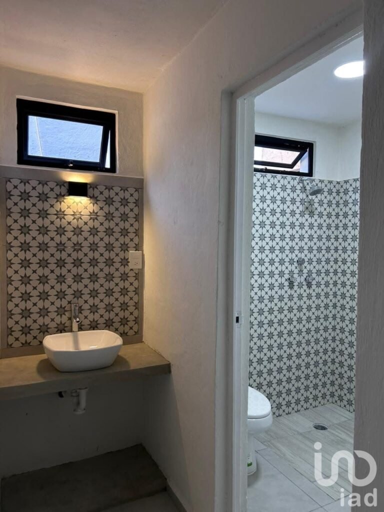 VENTA DE CASA EN COLONIA SAN CARLOS