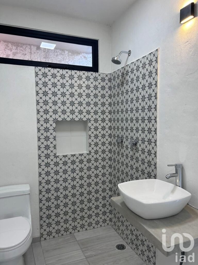 VENTA DE CASA EN COLONIA SAN CARLOS