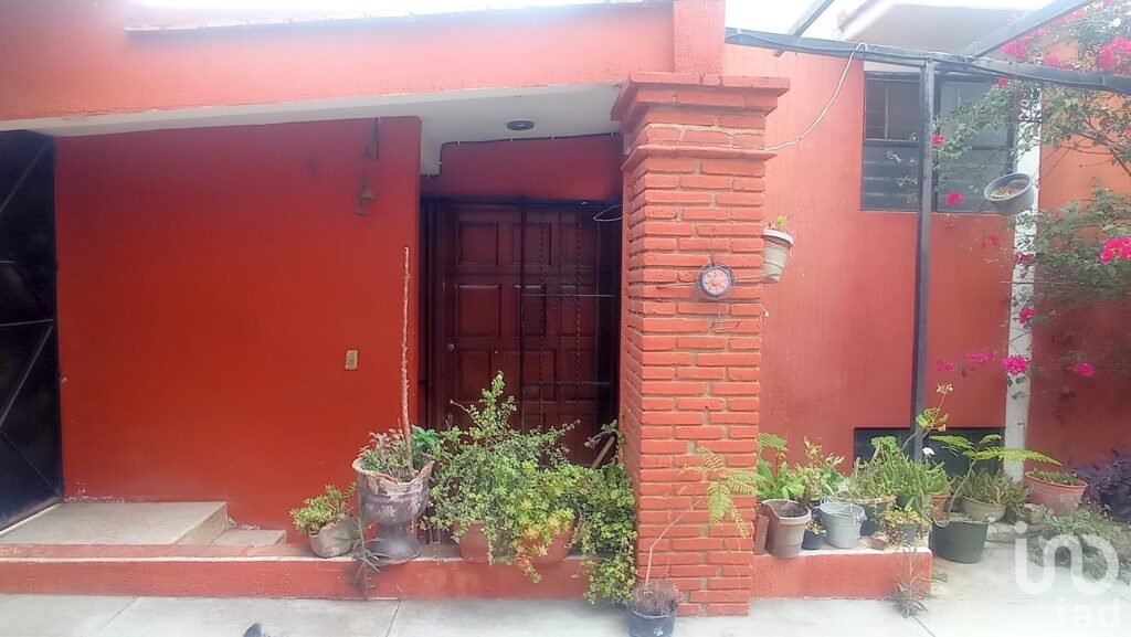 Casa en Venta Barrio de Xochimilco, Oaxaca de Juárez, a 2 minutos de Calz, Héroes de Chapultepec