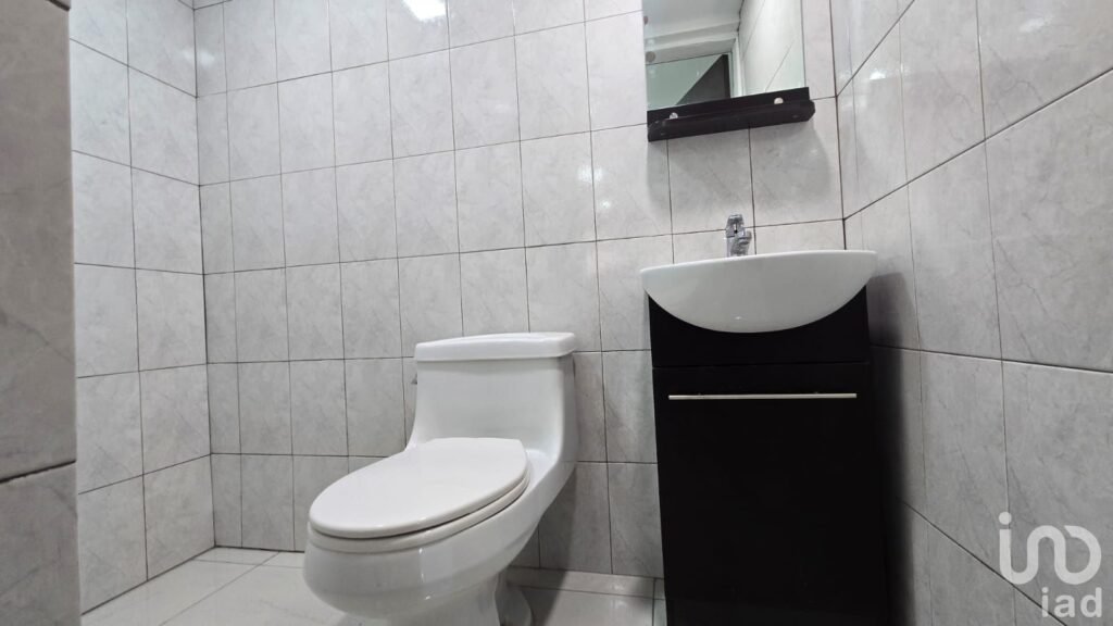 LOCALES EN RENTA EN PLAZA COMERCIAL CENTRICA, CD JUAREZ CHIH