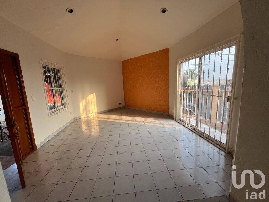 Casa en venta en calle Adolfo López en San Andrés Tuxtla, Ver.