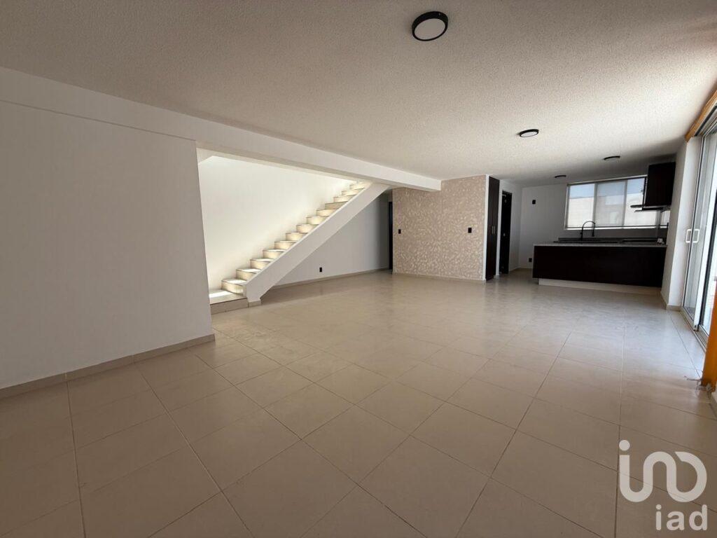 VENTA DE DEPARTAMENTO DE 2 PISOS EN EL MIRADOR QUERETARO