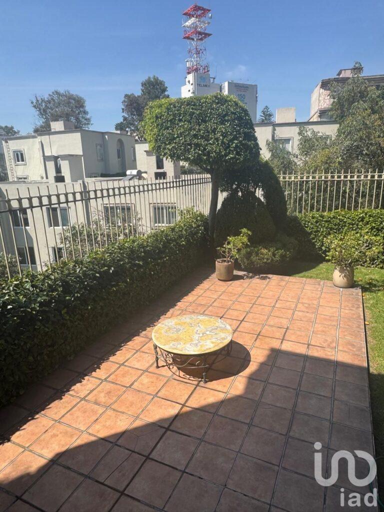 Casa en condominio en Venta en Lomas de Tecamachalco, Naucalpan