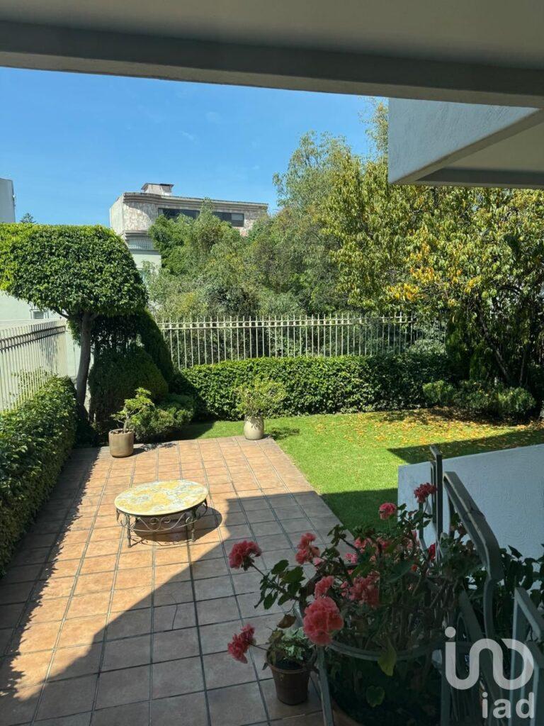 Casa en condominio en Venta en Lomas de Tecamachalco, Naucalpan