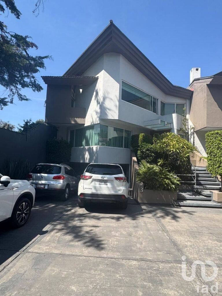 Casa en condominio en Venta en Lomas de Tecamachalco, Naucalpan