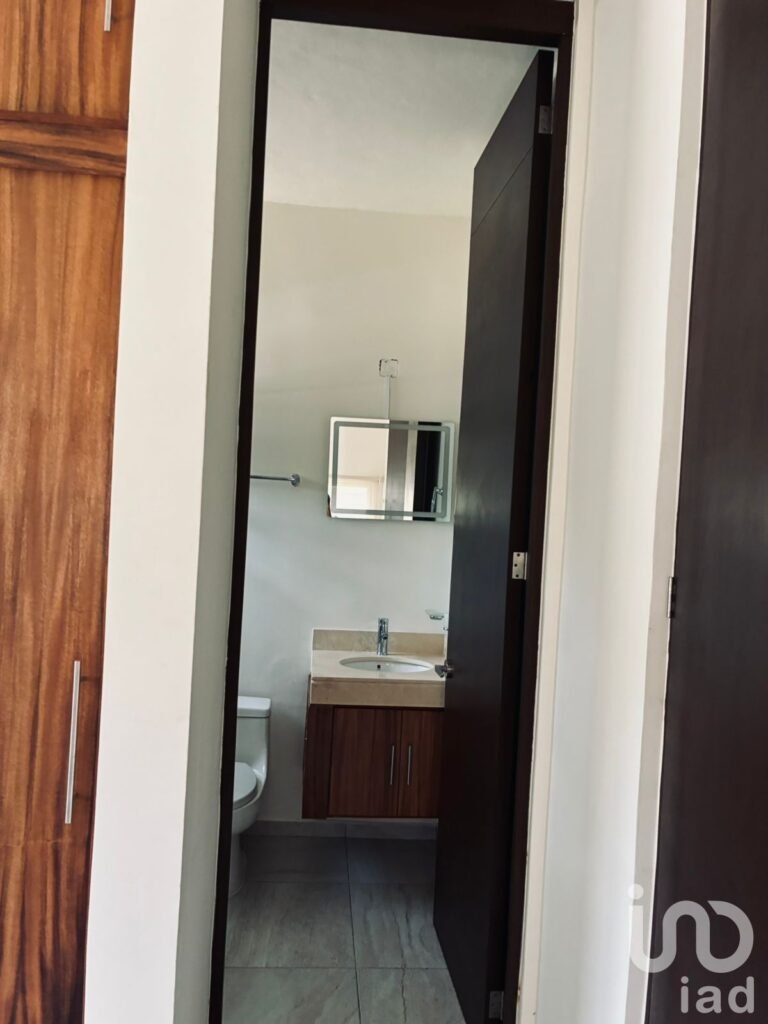 HERMOSA Casa en RENTA  Privada Nativa , Conkal, YUCATAN