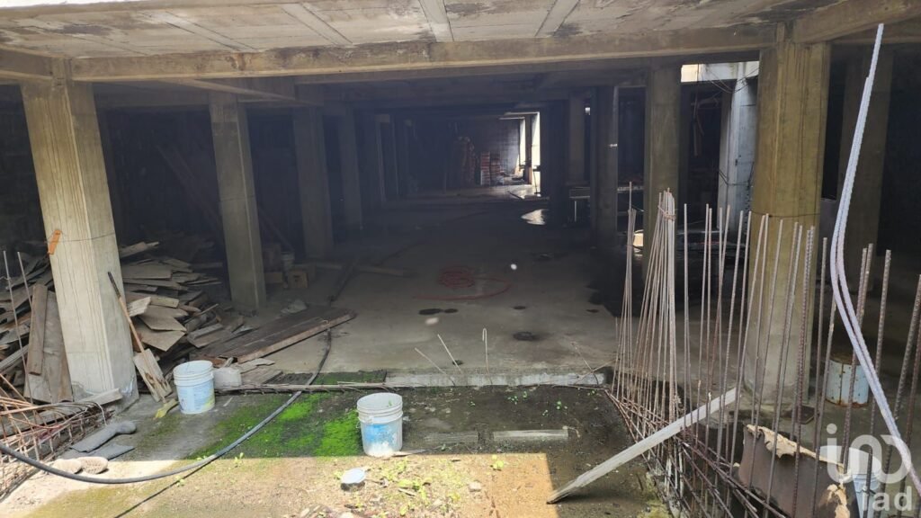 Terreno con proyecto de 4 casas