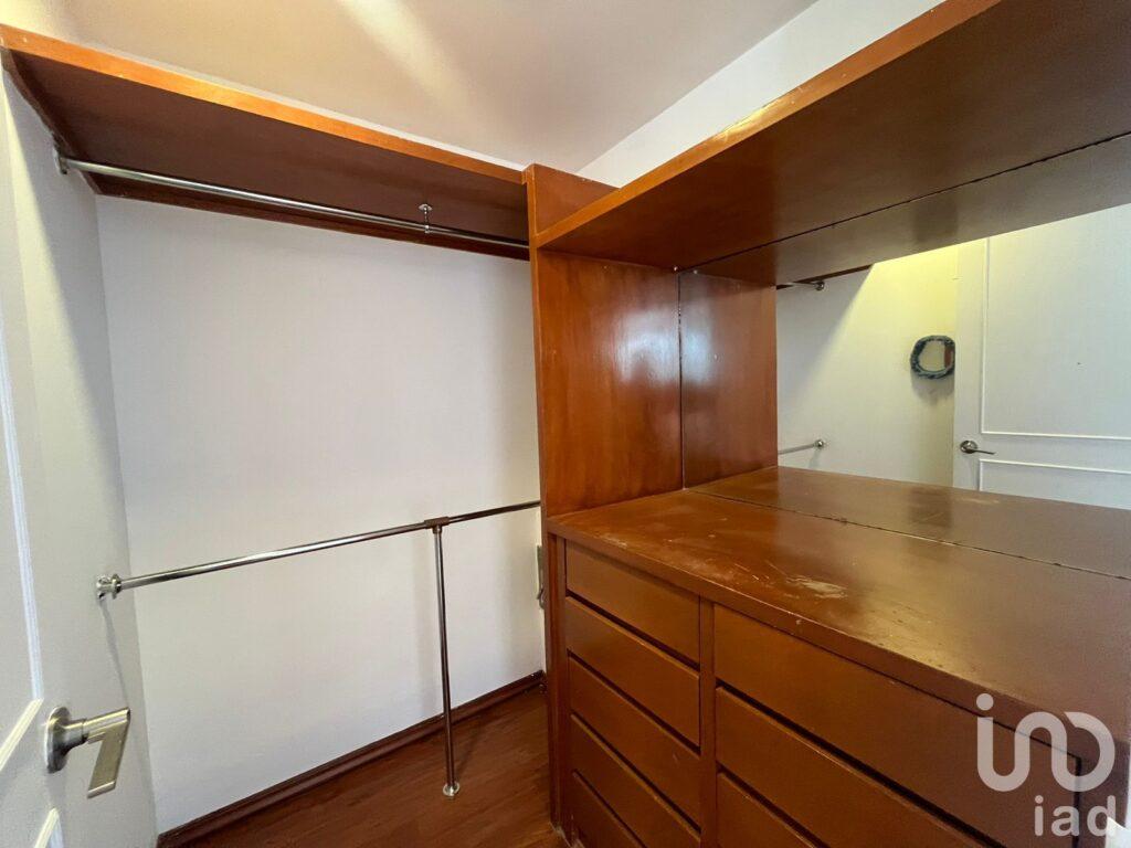 Se vende departamento con hermosa vista en Homero Sección V