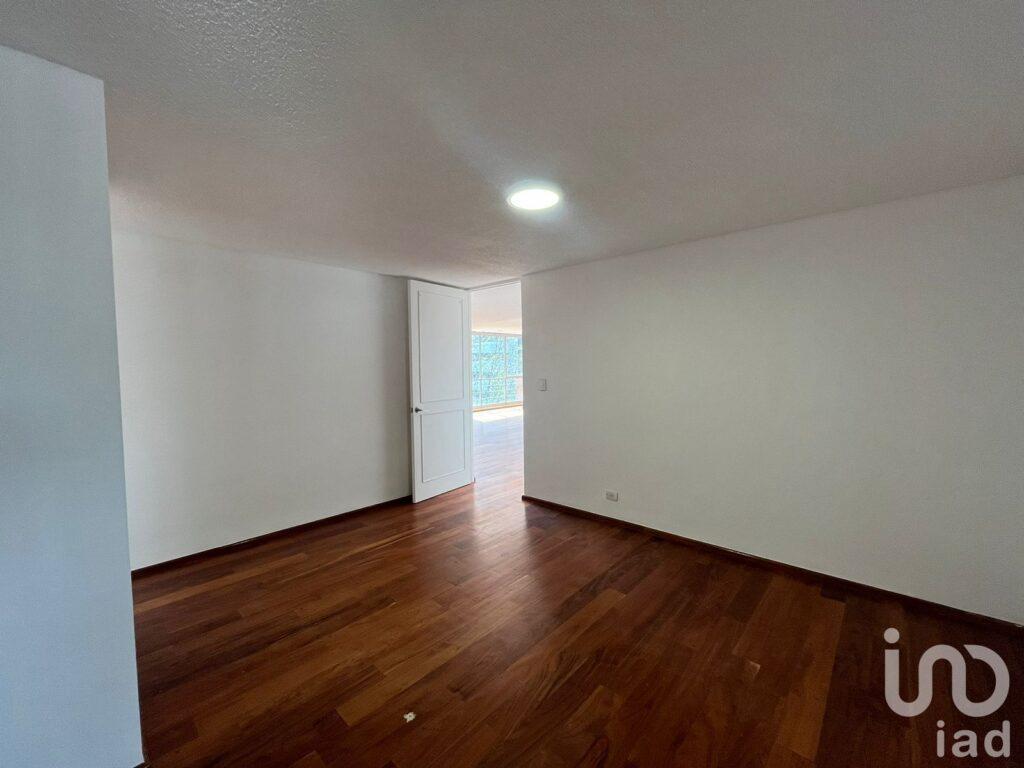 Se vende departamento con hermosa vista en Homero Sección V