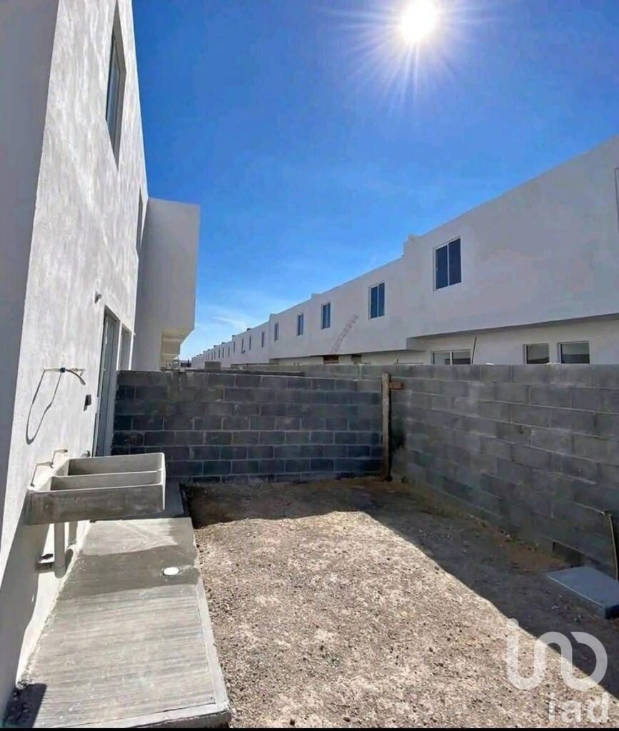 CASAS  DUPLEX PREVENTA FRACC SANTA MONICA  EN ALTAMIRA TAMAULIPAS
