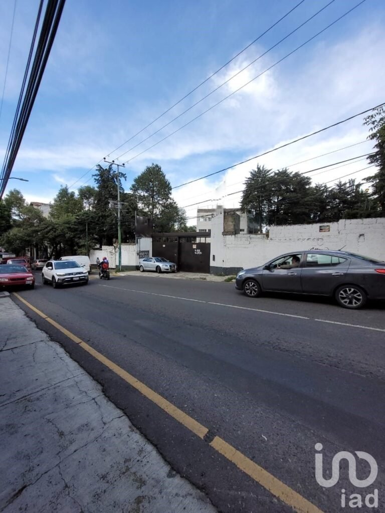 Local Comercial en Renta a 10 minutos de Santa Fe en Cuajimalpa, CDMX