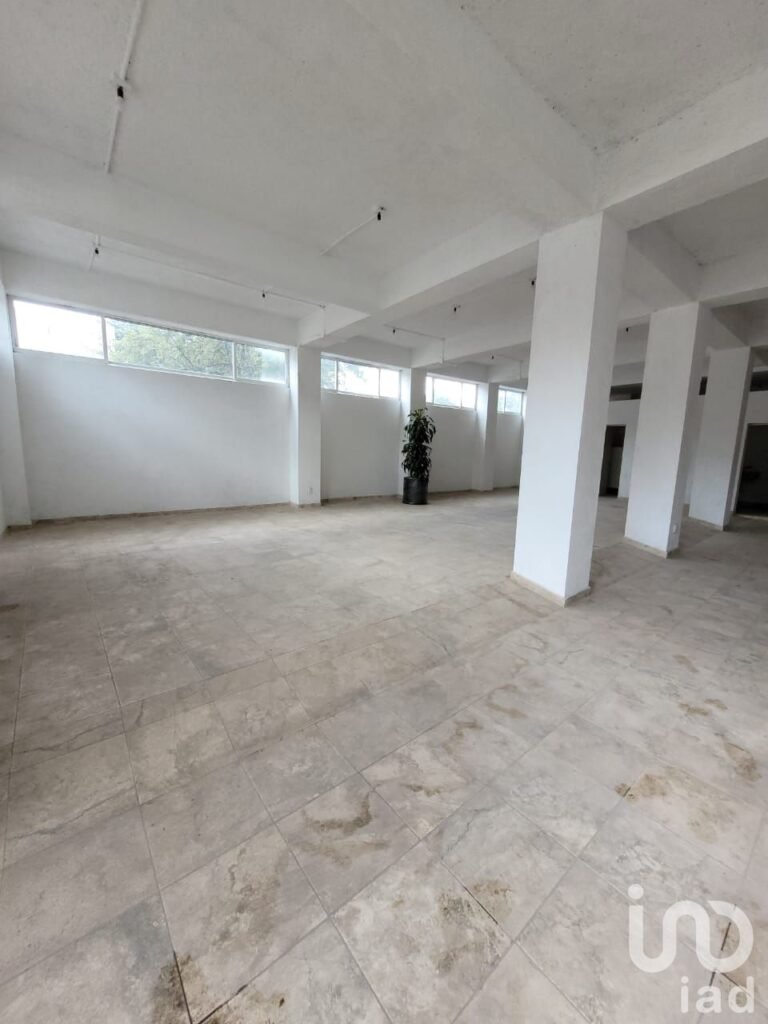 Local Comercial en Renta a 10 minutos de Santa Fe en Cuajimalpa, CDMX
