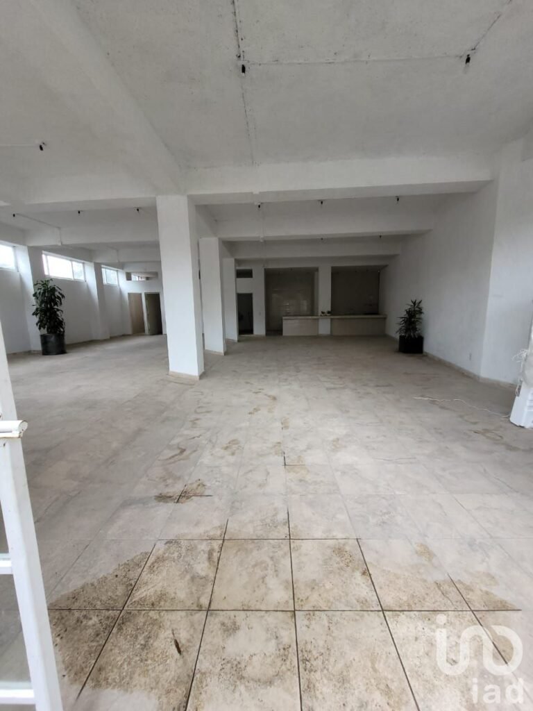 Local Comercial en Renta a 10 minutos de Santa Fe en Cuajimalpa, CDMX