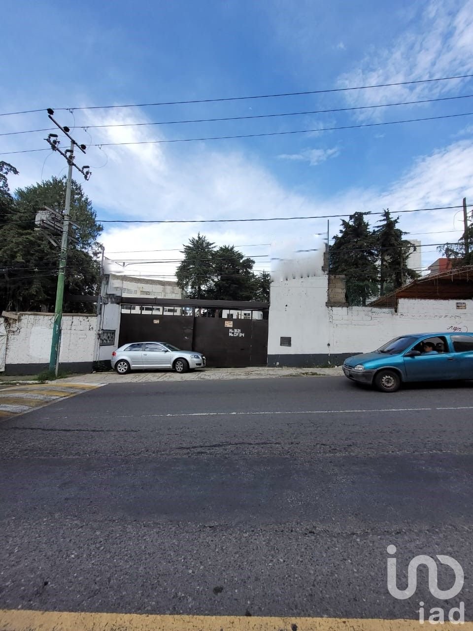 Local Comercial en Renta a 10 minutos de Santa Fe en Cuajimalpa, CDMX Local Comercial en Renta a 10 minutos de Santa Fe en Cuajimalpa, CDMX