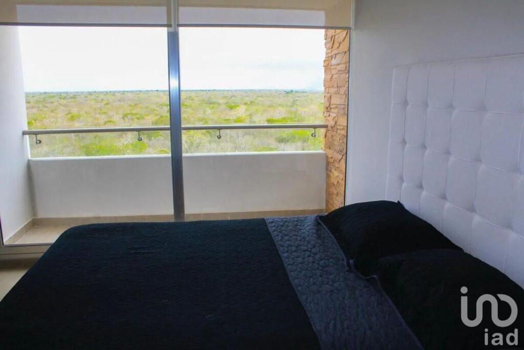 Vendo Departamento Penthouse en Yucatán Country Club, Mérida, Yucatán, de 260 m2 de construcción.