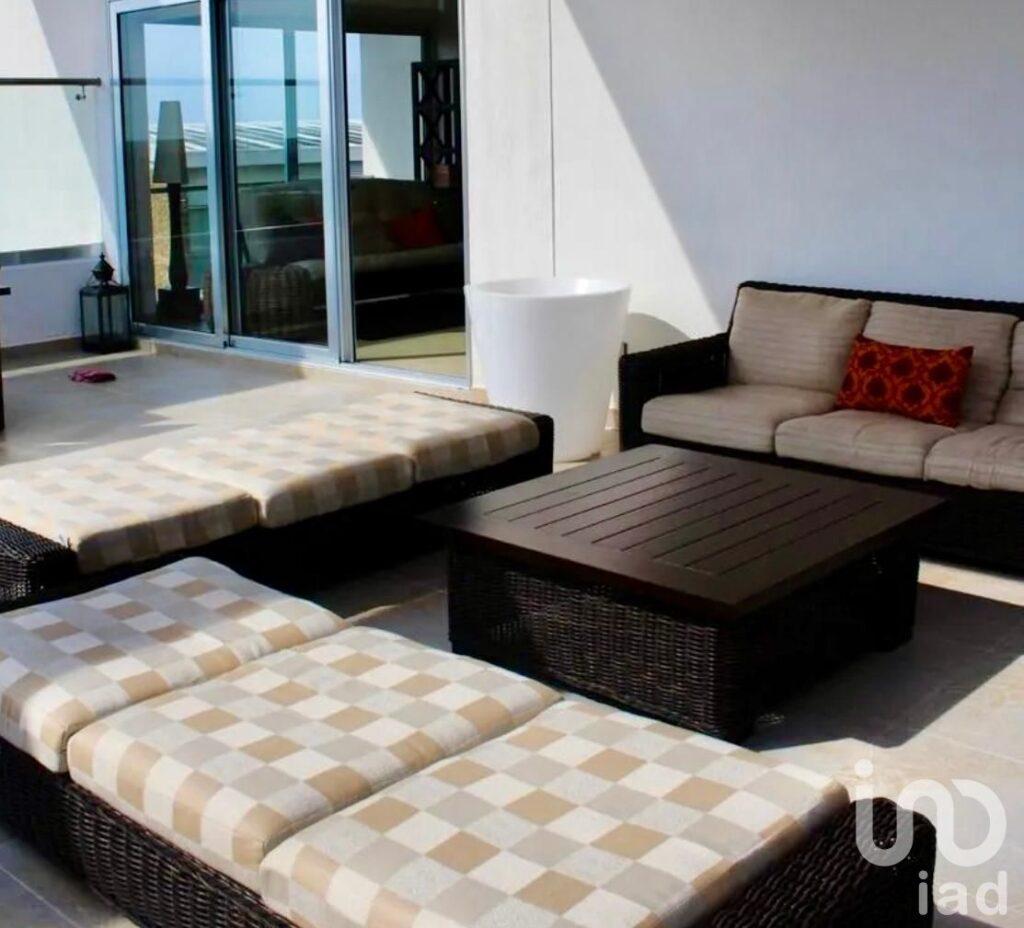 Vendo Departamento Penthouse en Yucatán Country Club, Mérida, Yucatán, de 260 m2 de construcción.